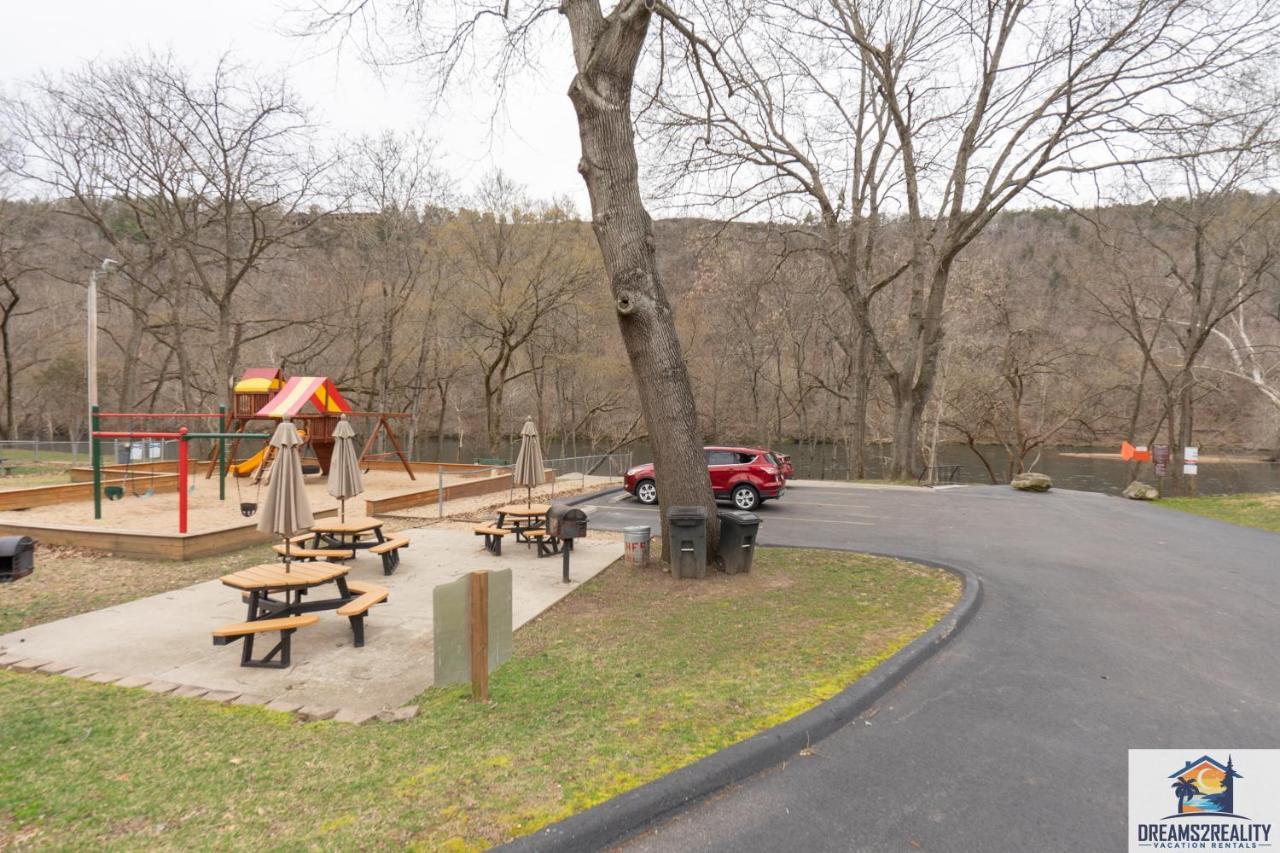 3Br Condo With Lake View - Trout Fishing - Playground - 2 Pools - Free Tickets Included - Pr69-9 Branson Exteriör bild