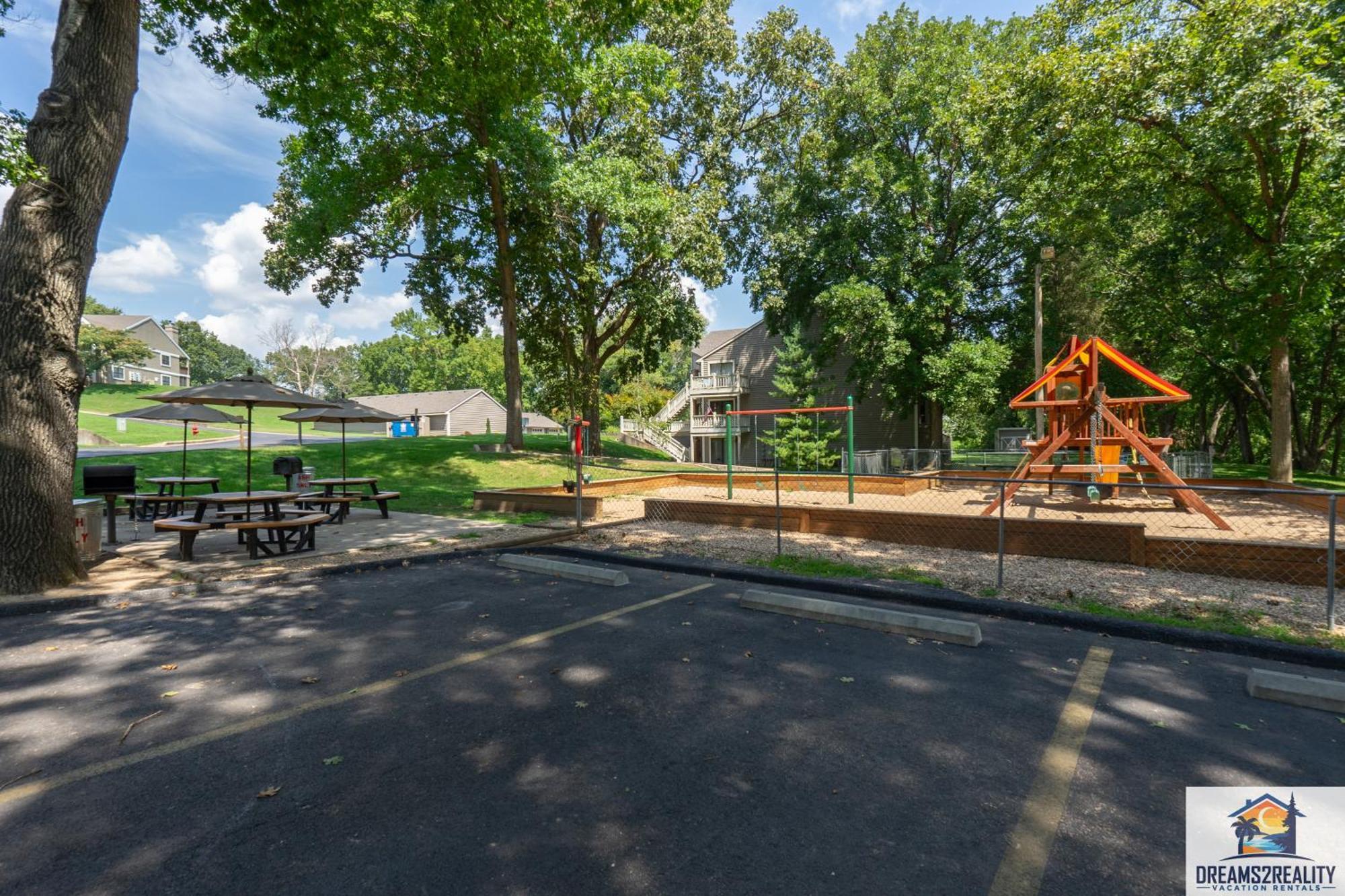 3Br Condo With Lake View - Trout Fishing - Playground - 2 Pools - Free Tickets Included - Pr69-9 Branson Exteriör bild